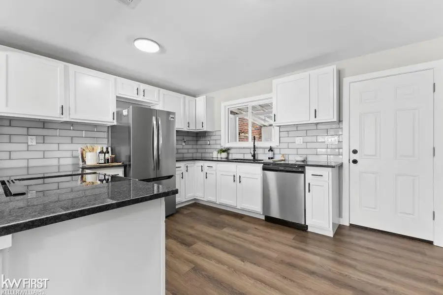 4191 E Hill RD, Grand Blanc Charter Township, MI 48439 - #2