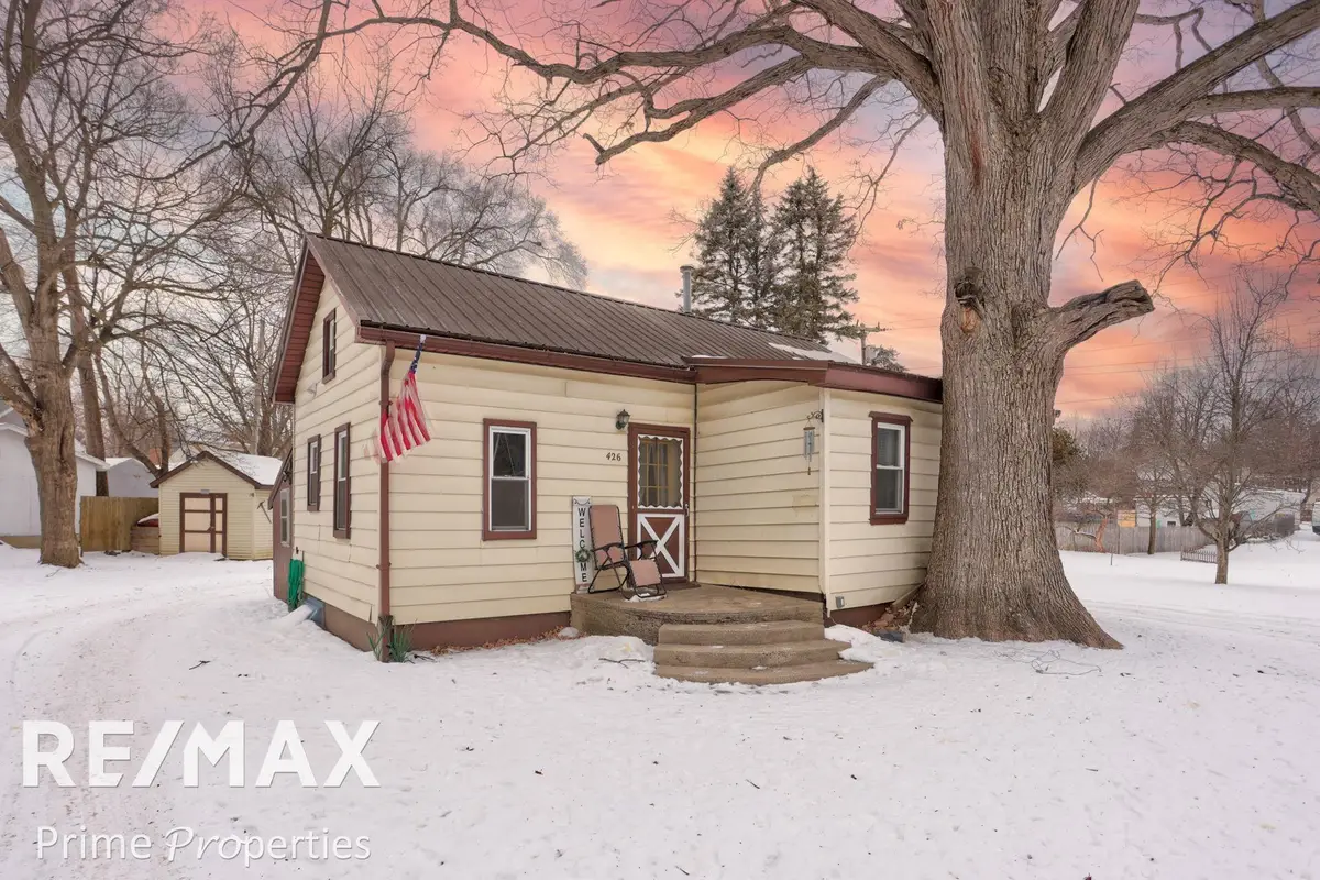 426 Bates ST, Caro, MI 48723 - #1