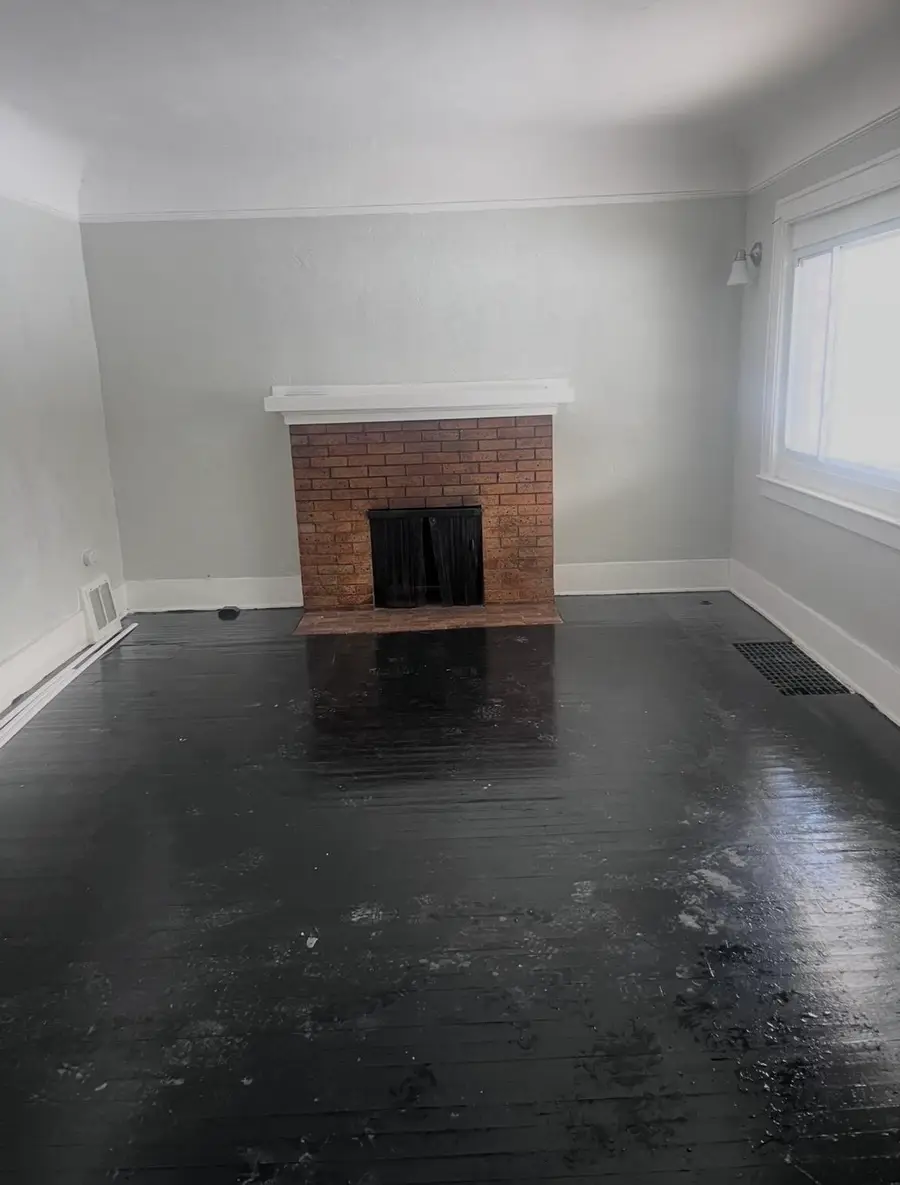 1445 Kearsley Park Blvd ST, Flint, MI 48506 - #3