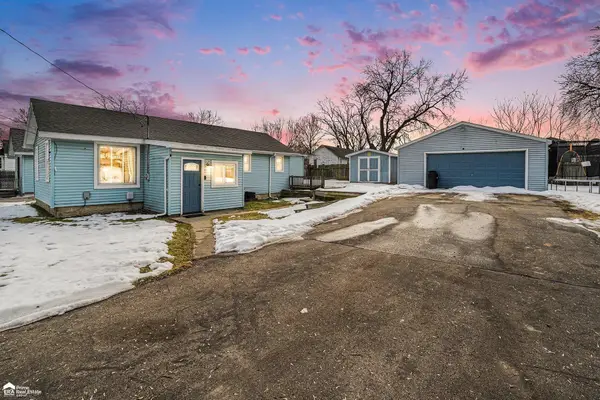 2162 E Mclean AVE, Burton, MI 48529