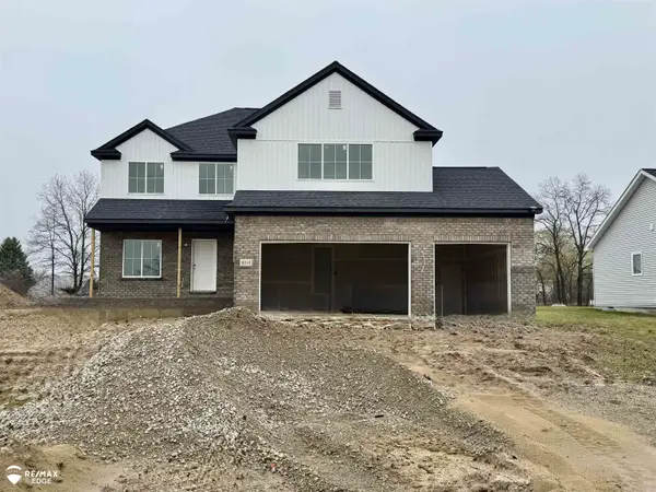 8018 Bradbury LN, GrandBlanc, MI 48439