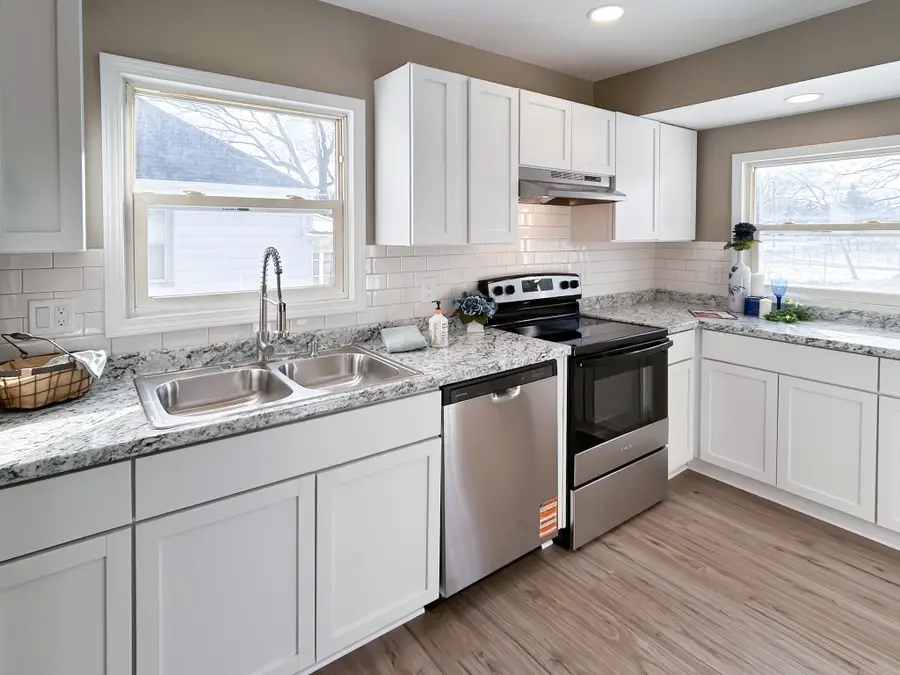 3442 Griffith, Burton, MI 48529 - #2