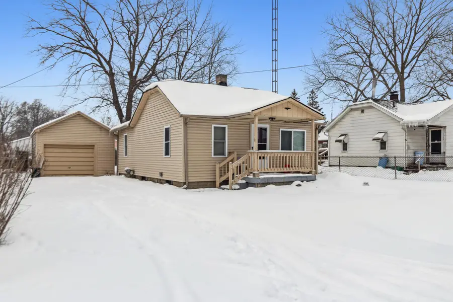 1121 W Boatfield, Flint, MI 48507 - #2