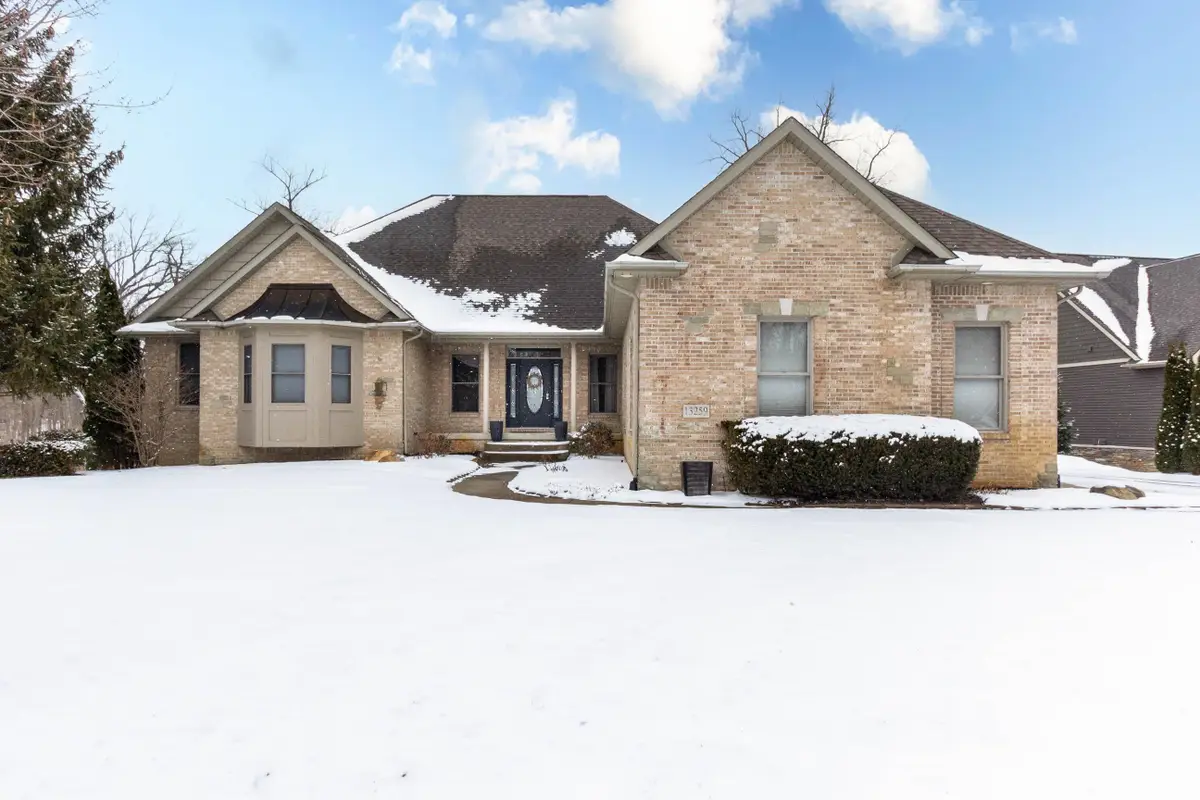 13259 Harborview DR, Linden, MI 48451 - #1