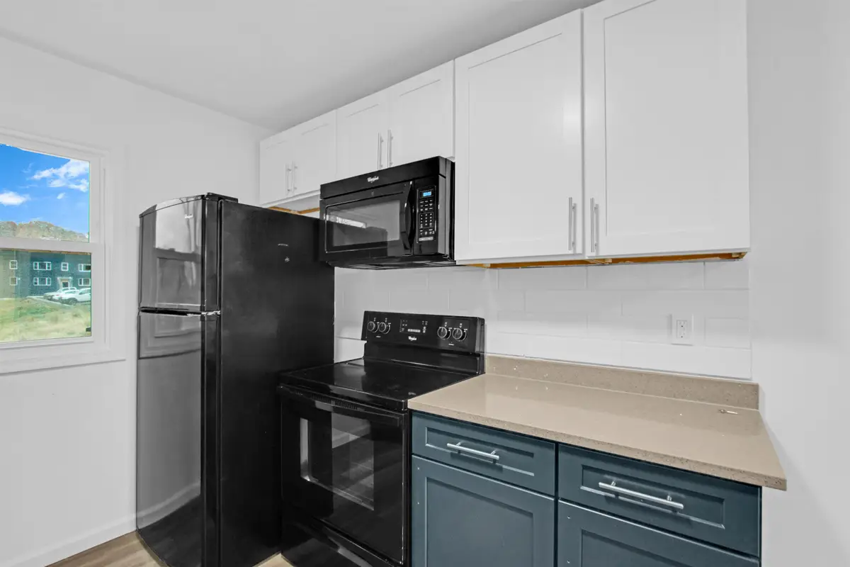 343 Sheffield Apt. B AVE, Flint, MI 48503 - #1