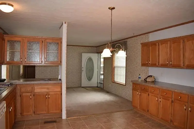 1519 W Ridgeview DR, Lapeer, MI 48446 - #3