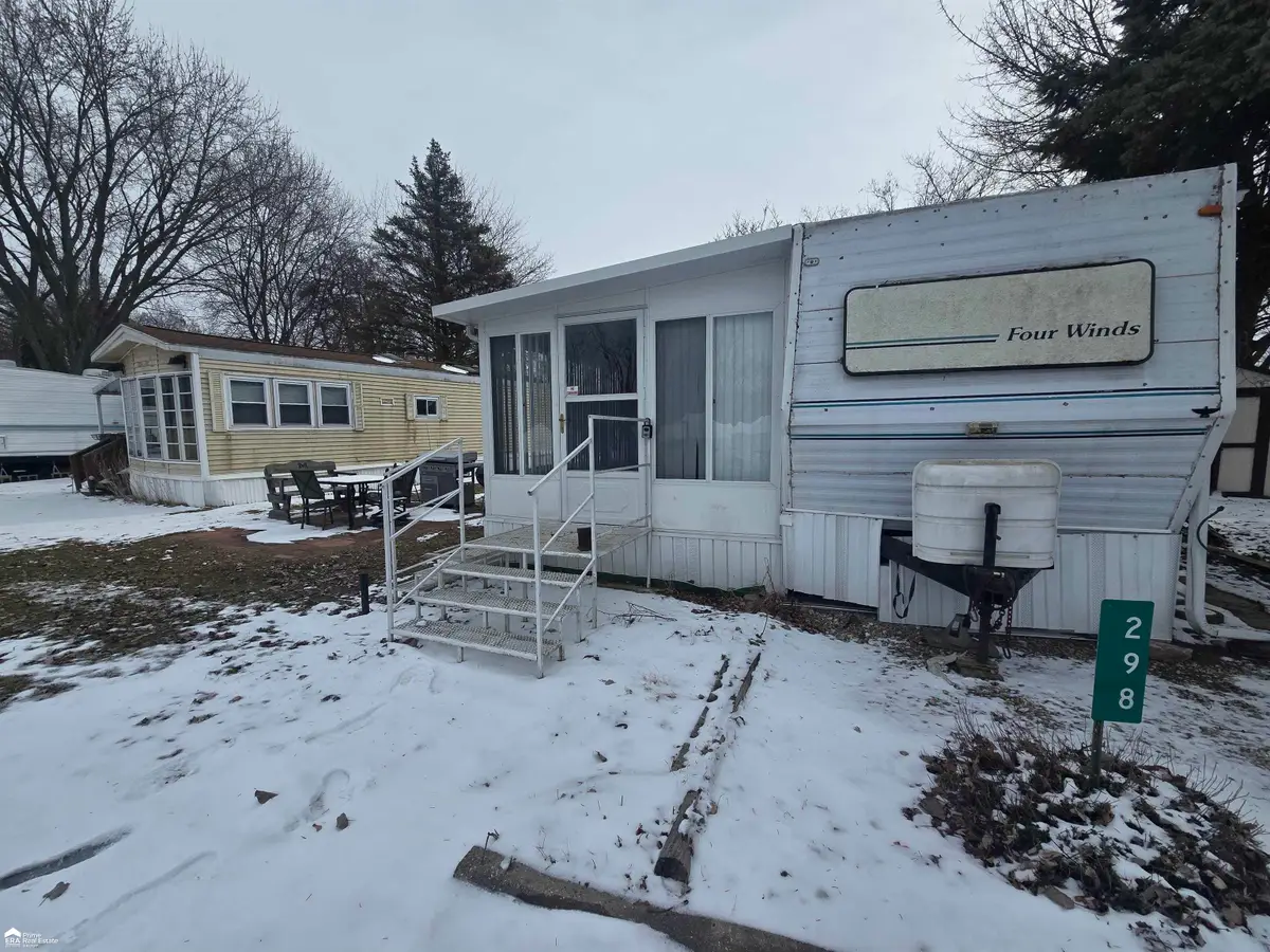 10001 E Goodall RD, Durand, MI 48429 - #1