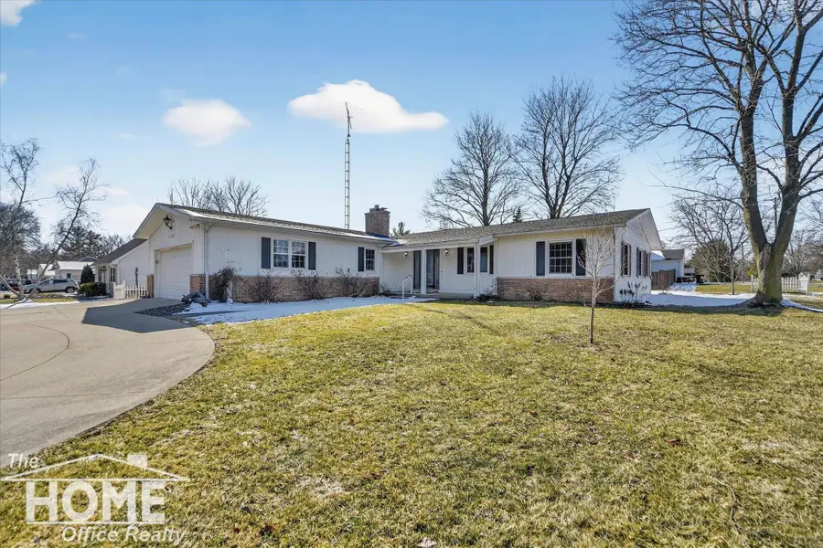 1193 Hanover ST, Owosso, MI 48867 - #2