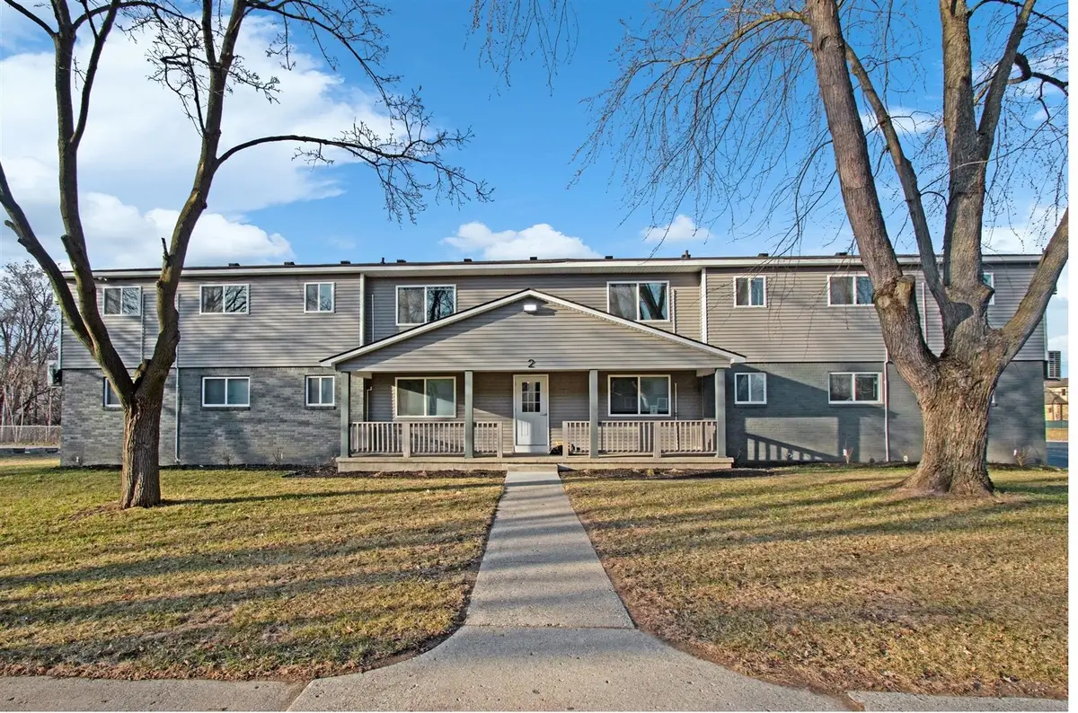3901 N Averill Apt #106 AVE, Flint, MI 48506 - #1