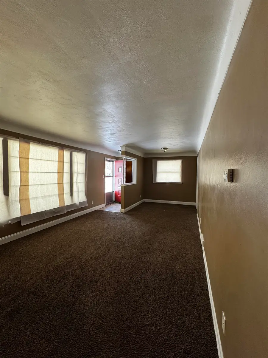 3009 Menominee AVE, Flint, MI 48507 - #2