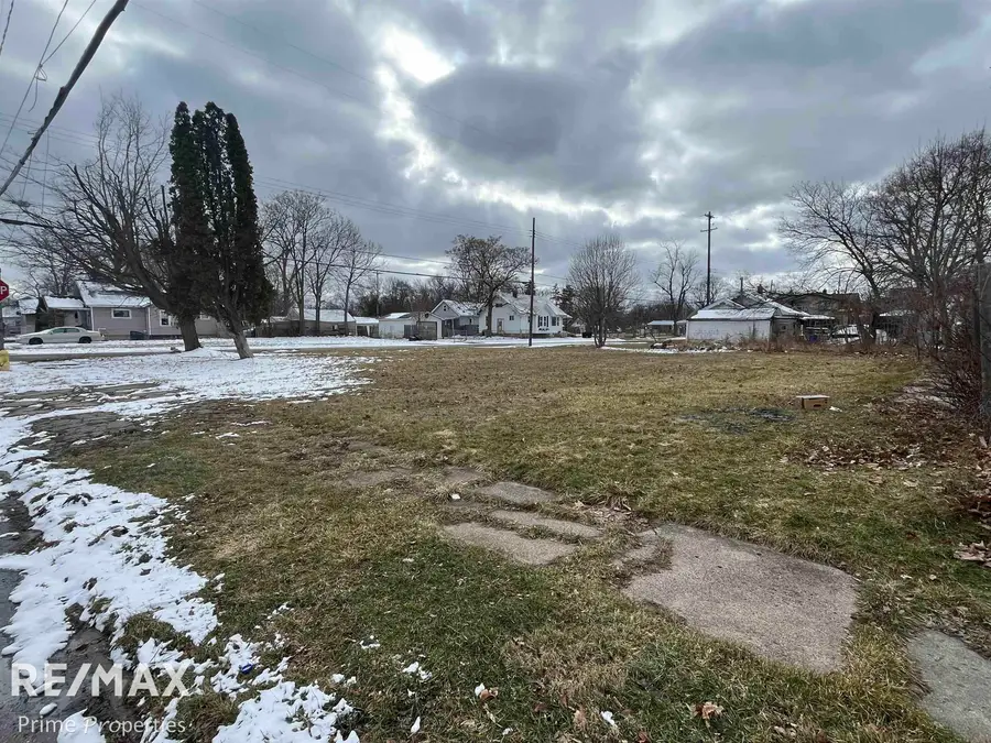 1501 Arlington AVE, Flint, MI 48506 - #2