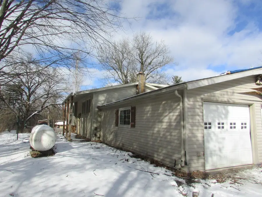 10378 Mckinley RD, Montrose, MI 48457 - #3