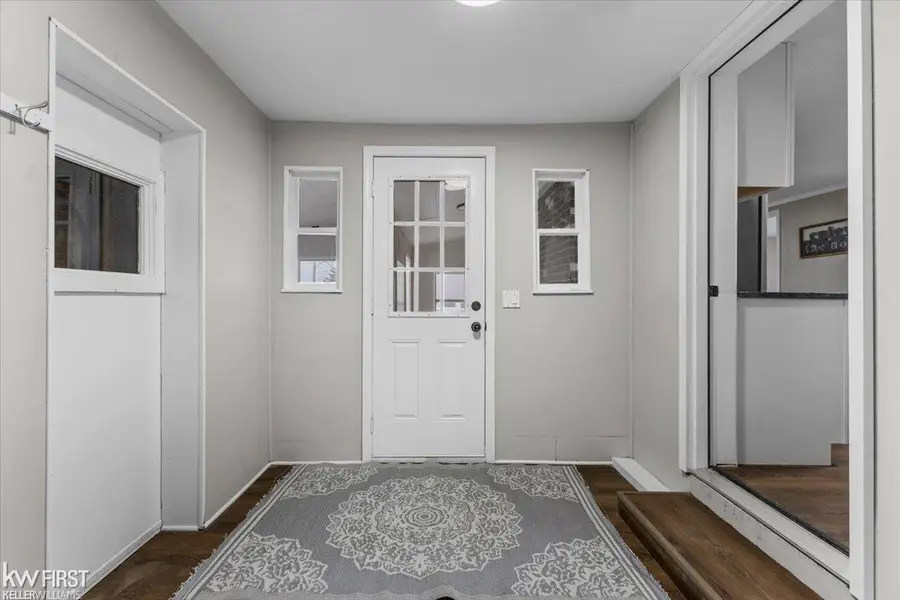 7205 Williams Lake, Waterford, MI 48329 - #2