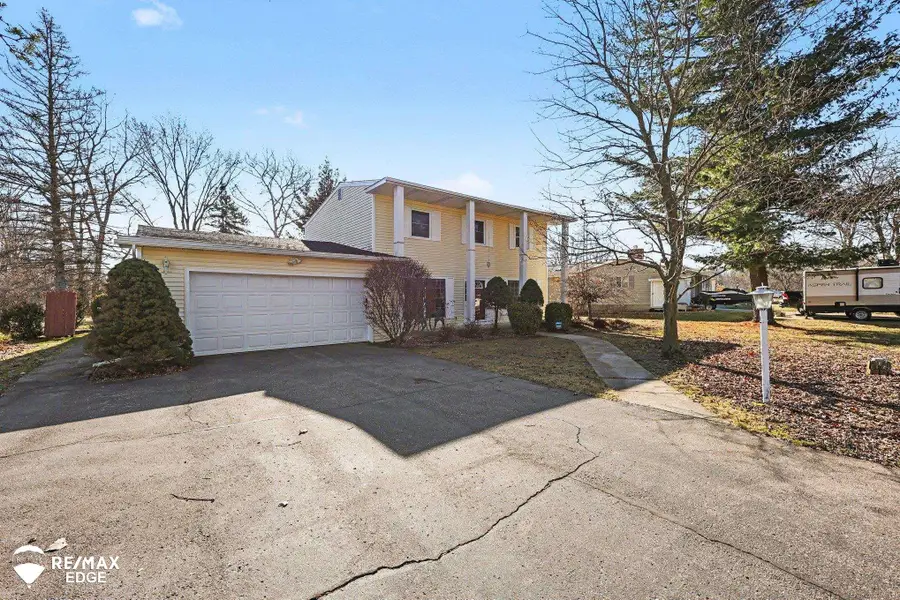 3478 N Gale RD, Davison, MI 48423 - #2