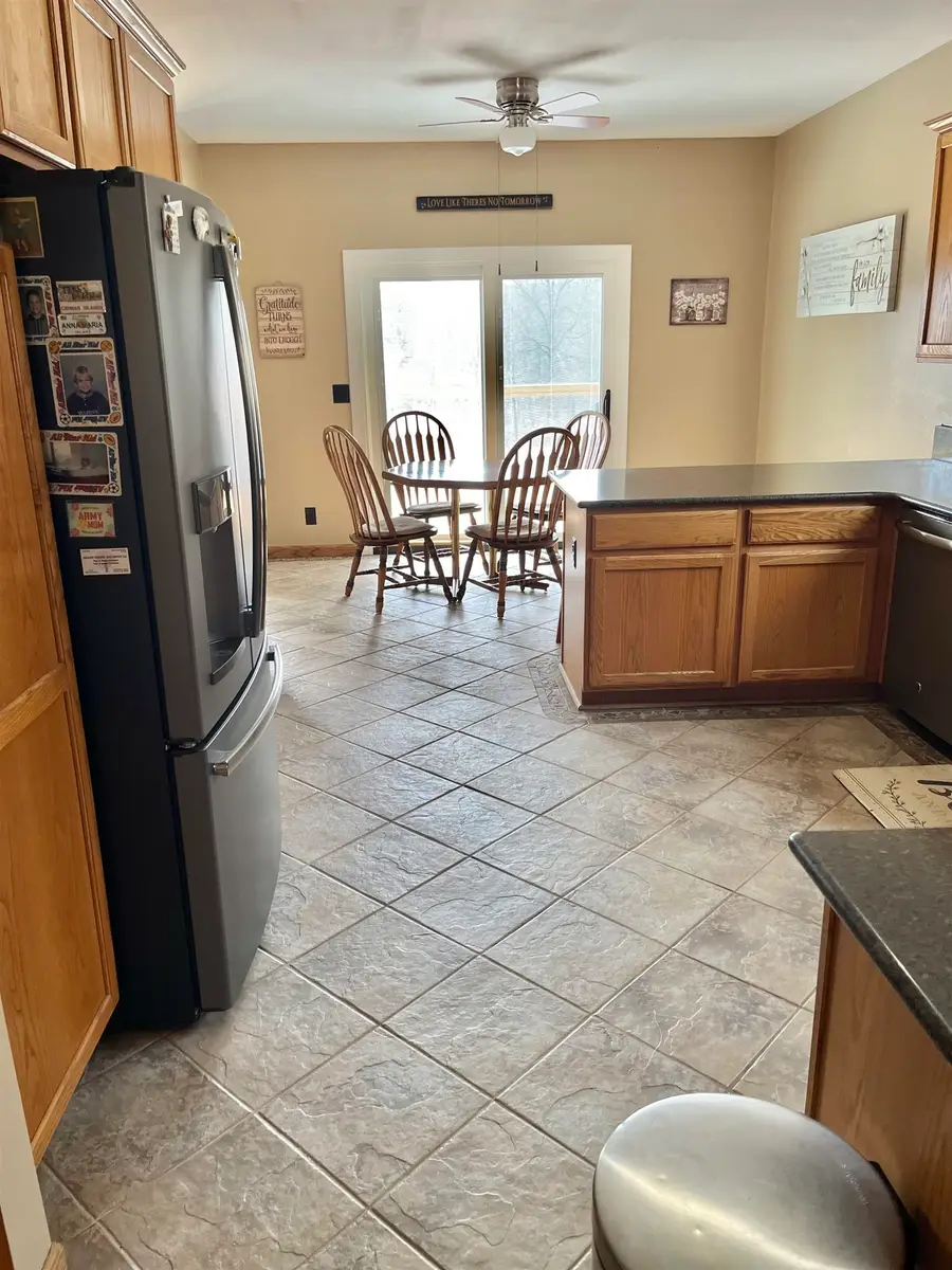 8502 S Vernon RD, Durand, MI 48429 - #2