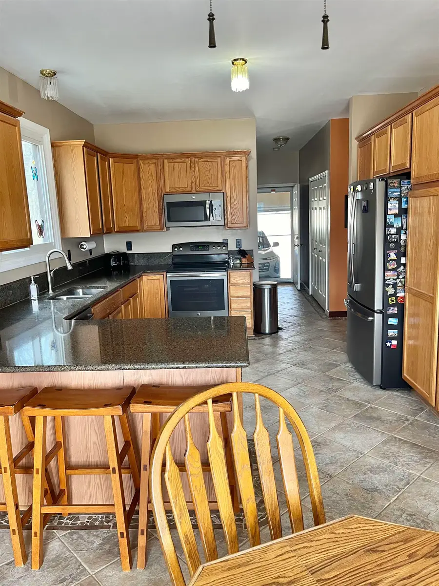 8502 S Vernon RD, Durand, MI 48429 - #3