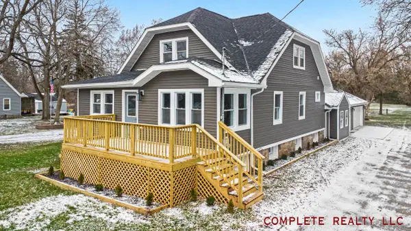 7069 E Atherton RD, Davison, MI 48423