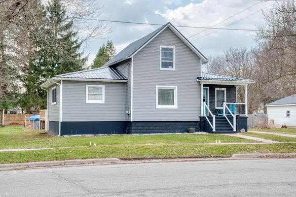 526 S Chipman ST, Owosso, MI 48867