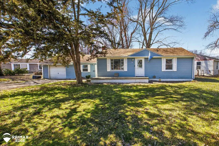 1388 Transue AVE, Burton, MI 48509 - #3