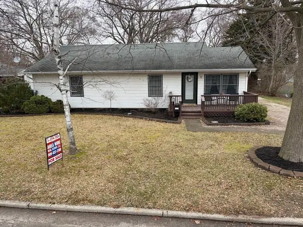 810 W Oak ST, Vassar, MI 48768