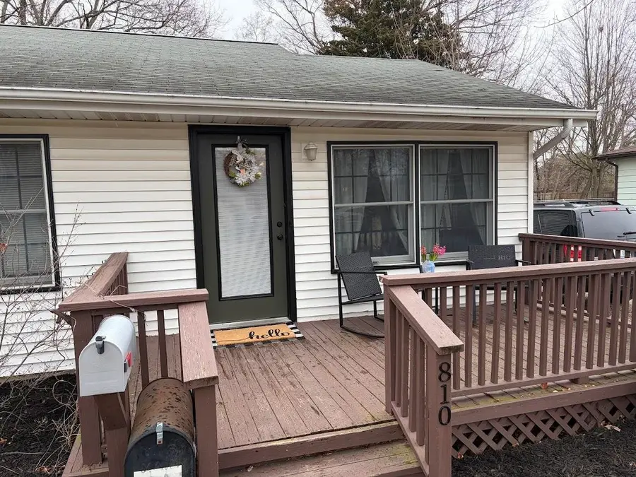 810 W Oak ST, Vassar, MI 48768 - #2