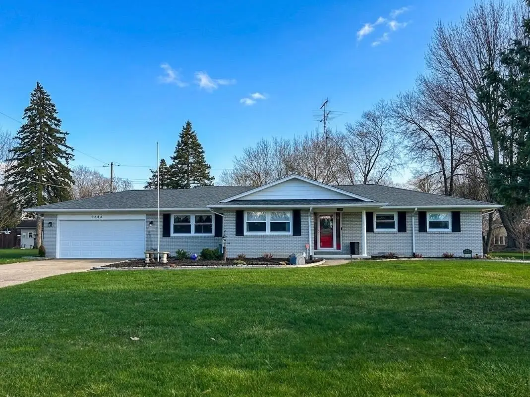 1282 Arrowwood LN, Grand Blanc, MI 48439 - #1