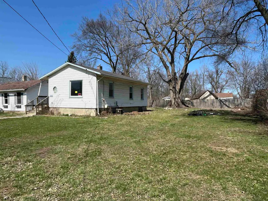 2291 Kenneth ST, Burton, MI 48529 - #2