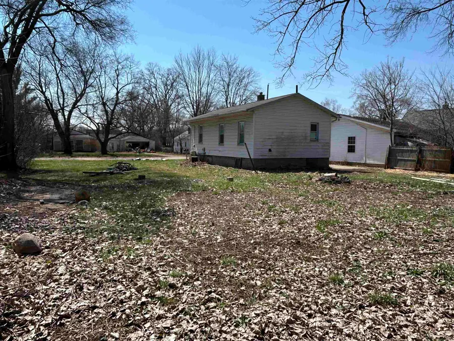 2291 Kenneth ST, Burton, MI 48529 - #3