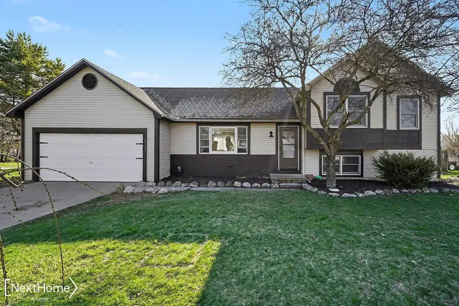 8011 Rose LN, Goodrich, MI 48438 - #2