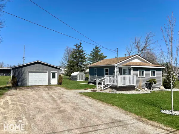 1938 Bock ST, Owosso, MI 48867