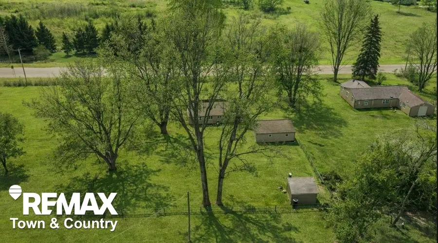 2942 Lyle RD, Beaverton, MI 48612 - #2