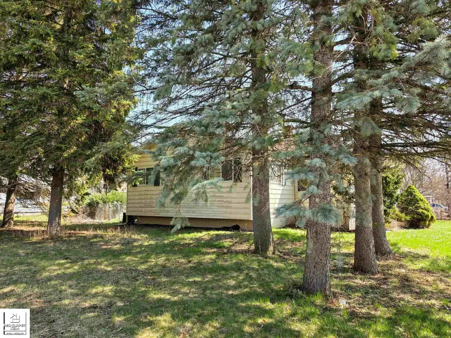 4117 Brunswick Avenue, Flint, MI 48507 - #3