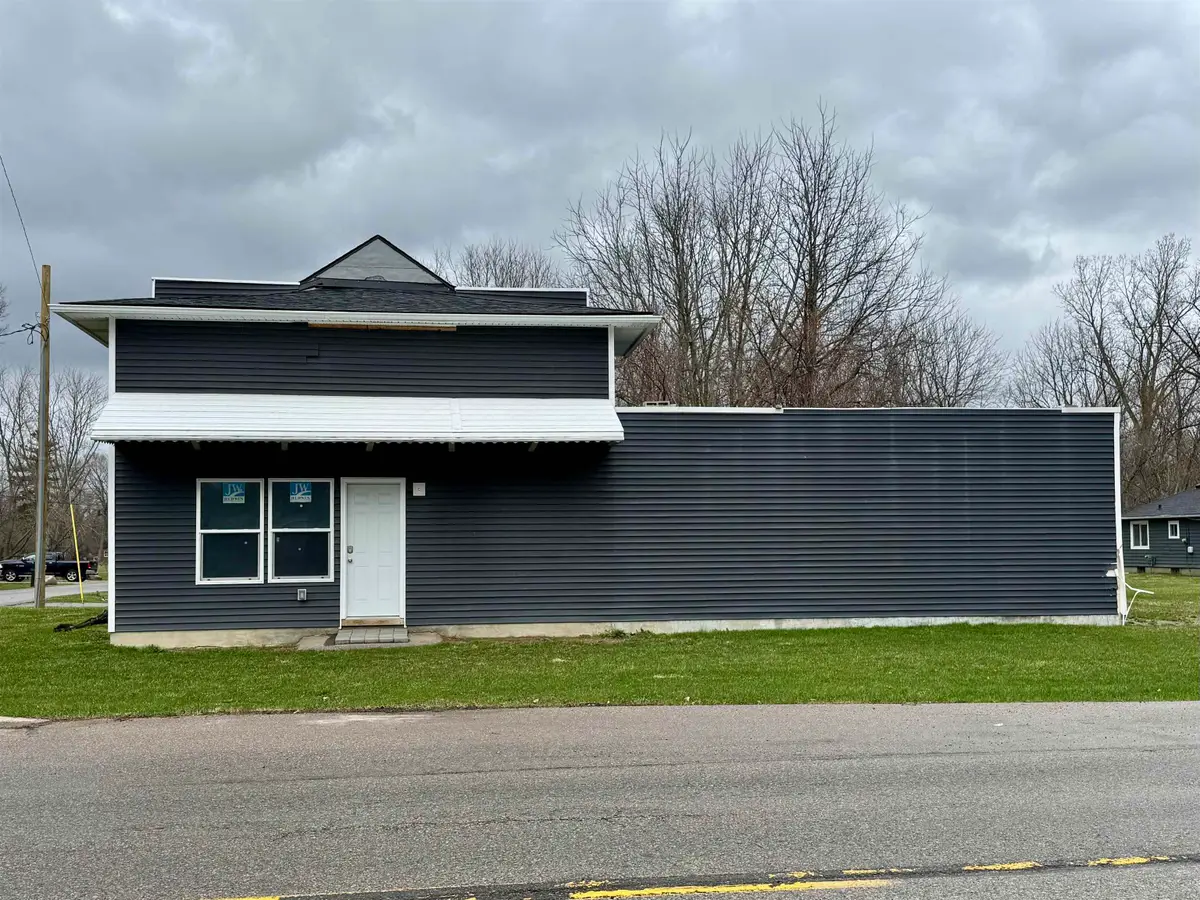 6069 Lapeer RD, Burton, MI 48509 - #1