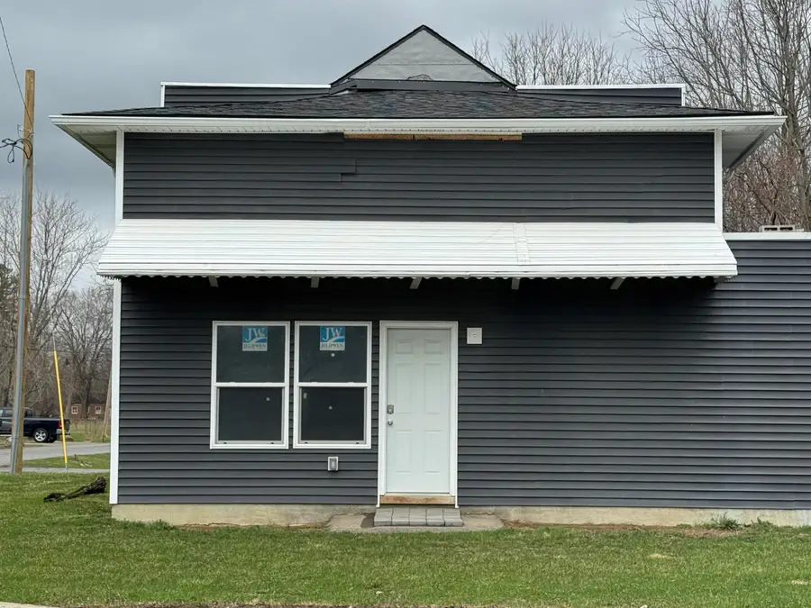 6069 Lapeer RD, Burton, MI 48509 - #2