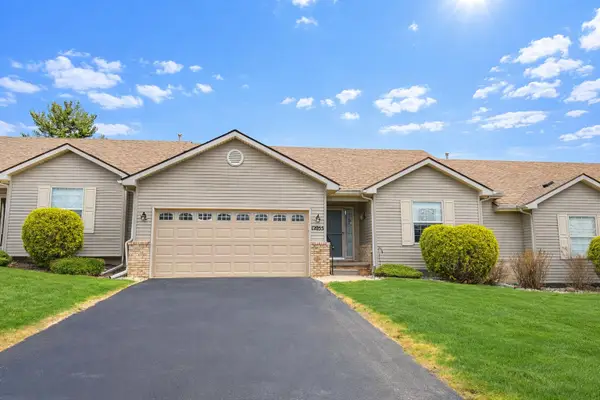 12055 Boldrey DR, Fenton, MI 48430