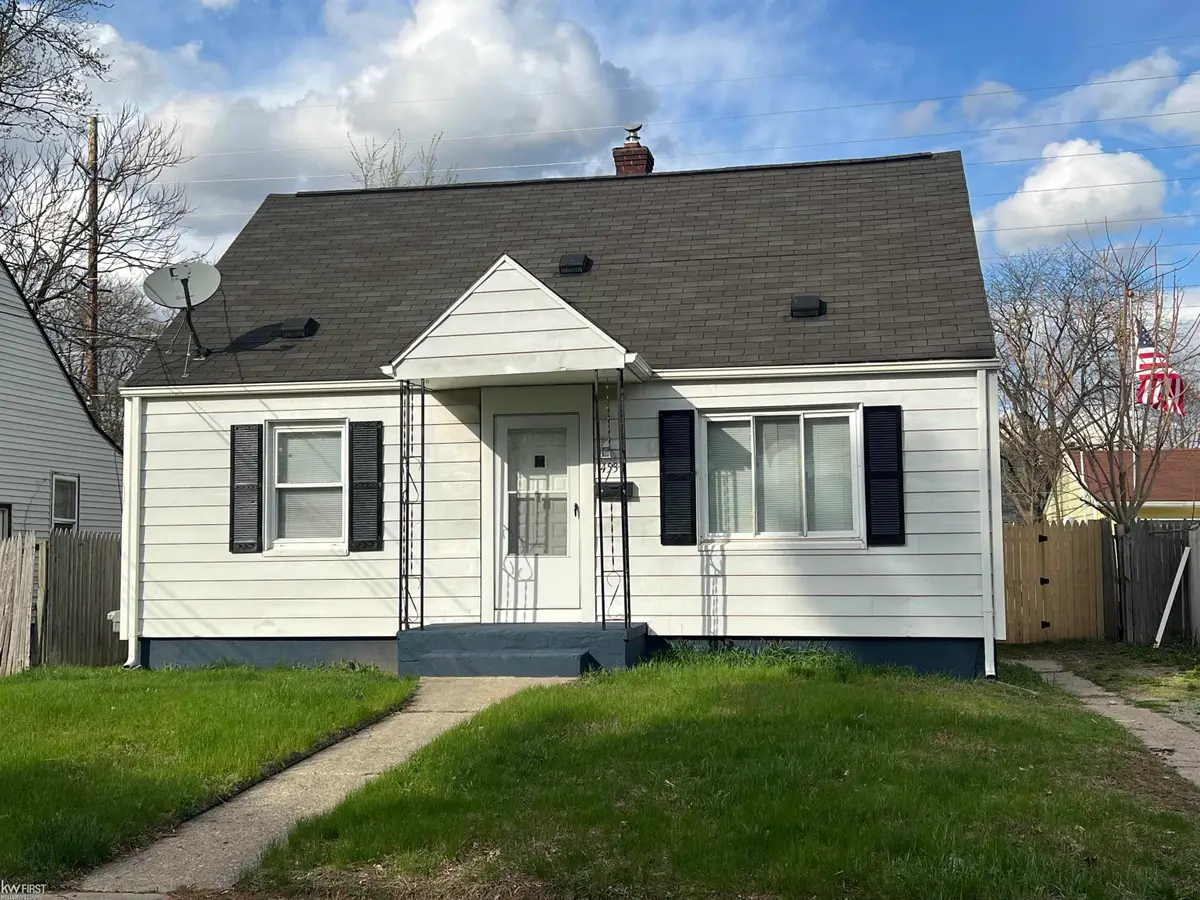 4533 Pengelly Rd RD, Flint, MI 48507 - #1