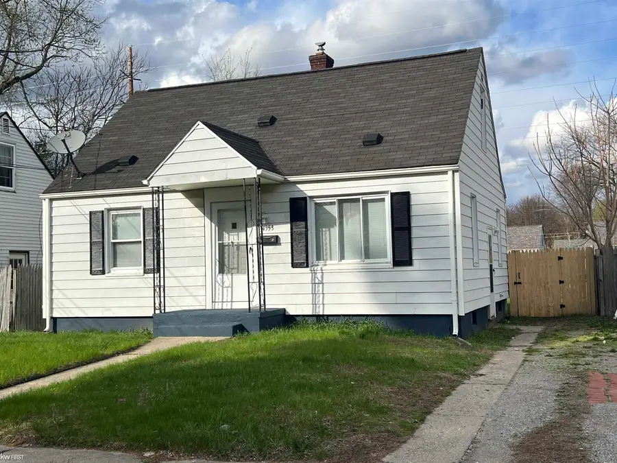 4533 Pengelly Rd RD, Flint, MI 48507 - #2