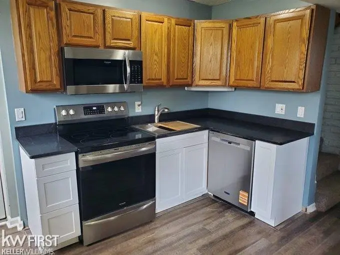 1227 Kingston AVE, Flint, MI 48507 - #3