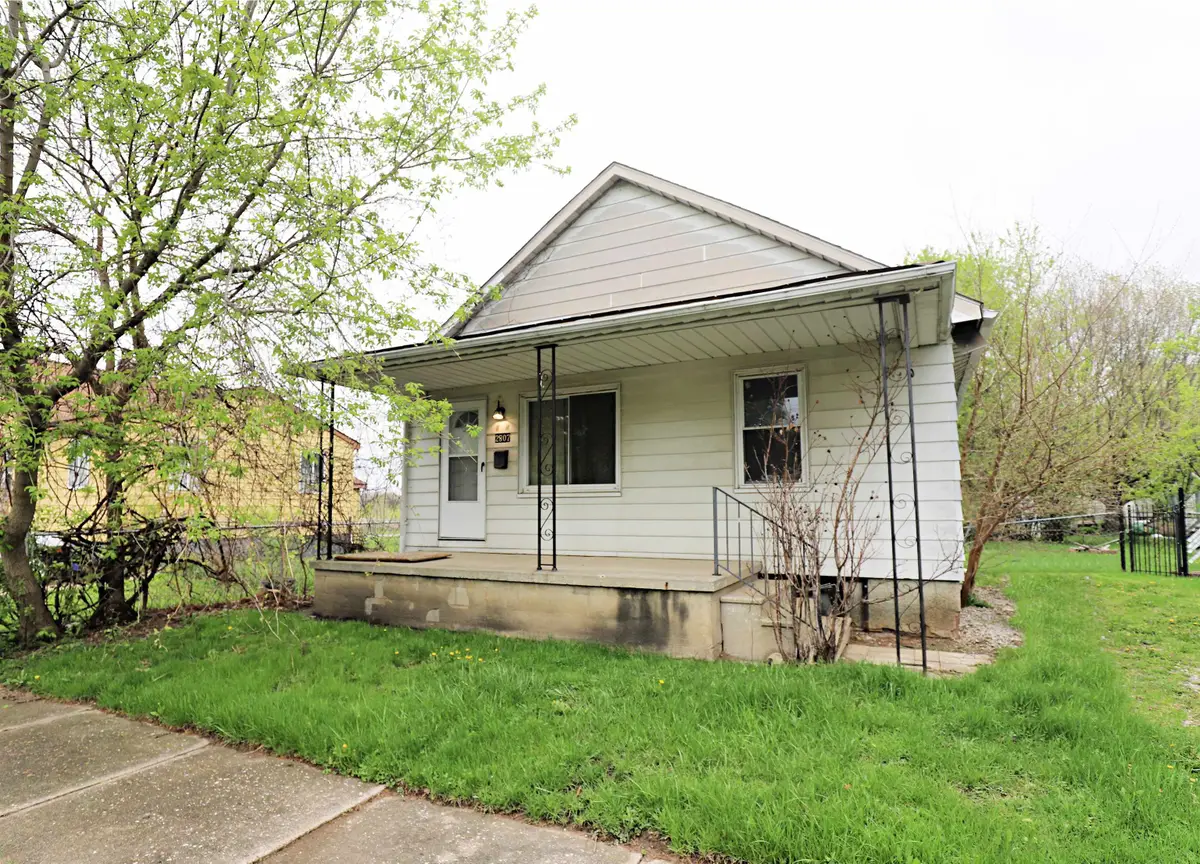 2807 Camden AVE, Flint, MI 48507 - #1