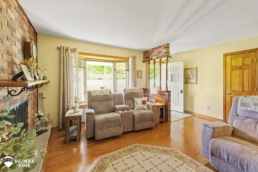 10247 E Coldwater RD, Davison, MI 48423 - #3