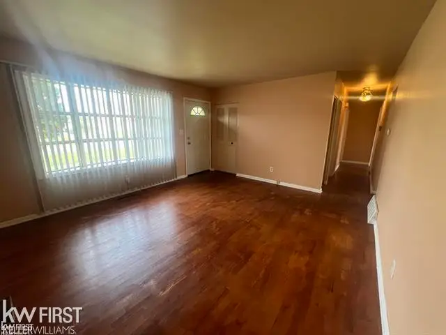 1709 W Home AVE, Flint, MI 48504 - #3
