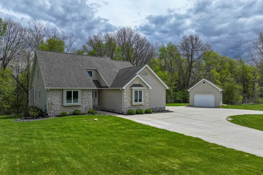 2889 Galway Bay DR, Metamora, MI 48455 - #3