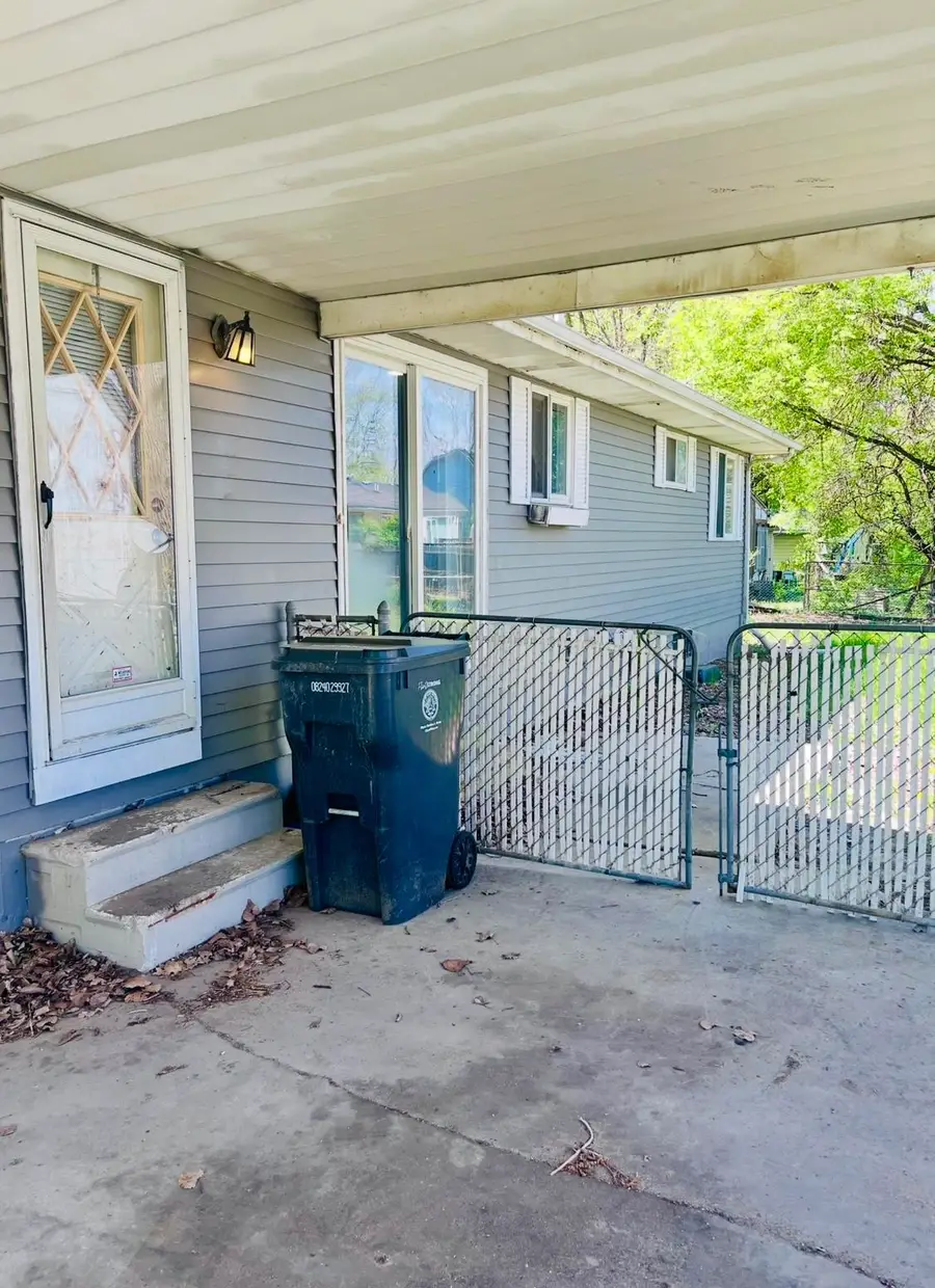 5107 Winsford By ST, Flint, MI 48506 - #3