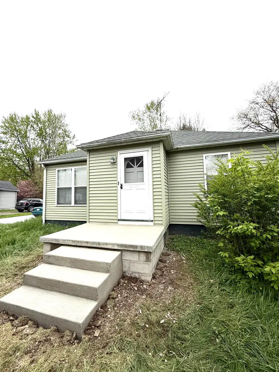 1420 Mintola AVE, Flint, MI 48532 - #2