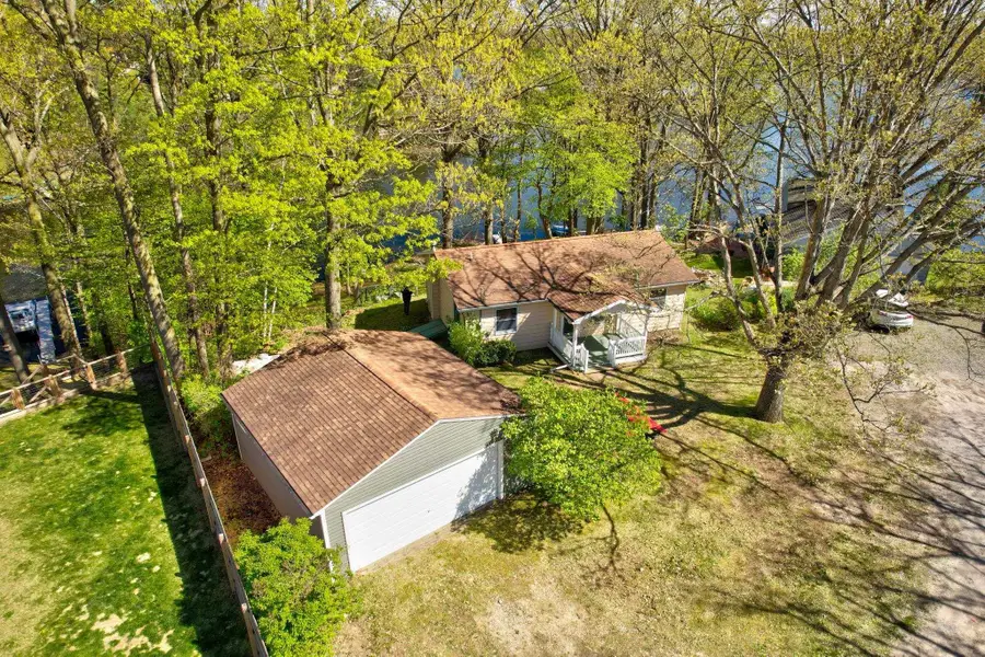 3097 Muntin DR, Millington, MI 48746 - #2