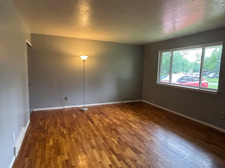 2222 Nebraska AVE, Saginaw, MI 48601 - #3