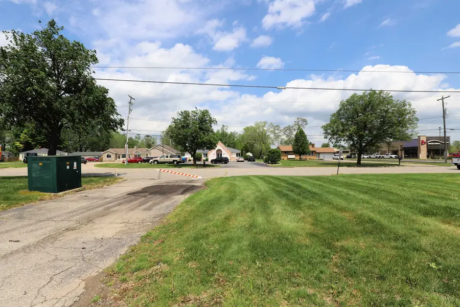1524 E Pierson RD, Flushing, MI 48433 - #3