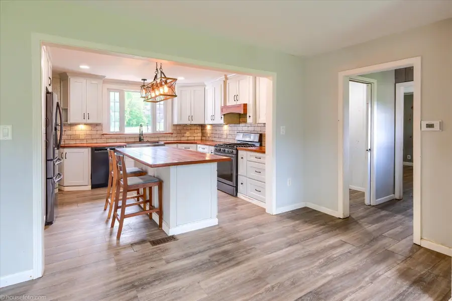 2231 W Dodge RD, Clio, MI 48420 - #2