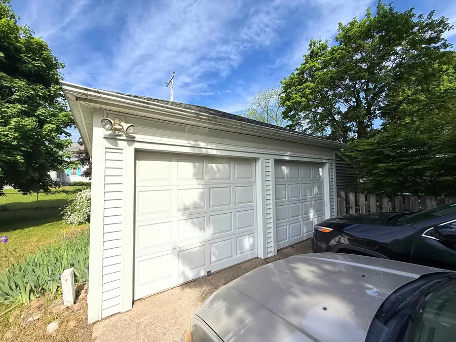 123 Madison ST, Vassar, MI 48768 - #3