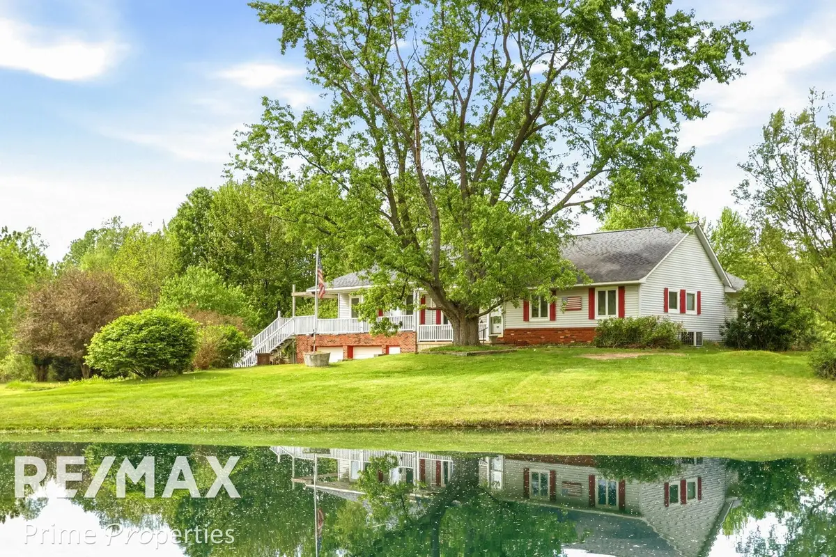 2081 Byrnes DR, Clio, MI 48420 - #1